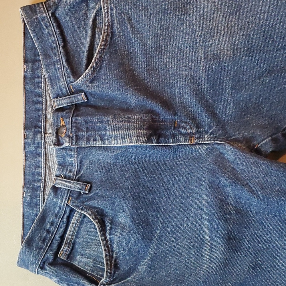 Jeans - Picture 2 of 4